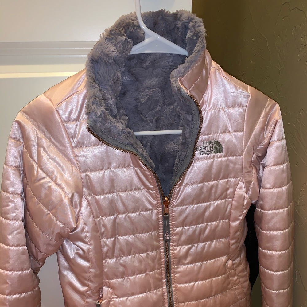 Girls The North Face reversible jacket size 10/12